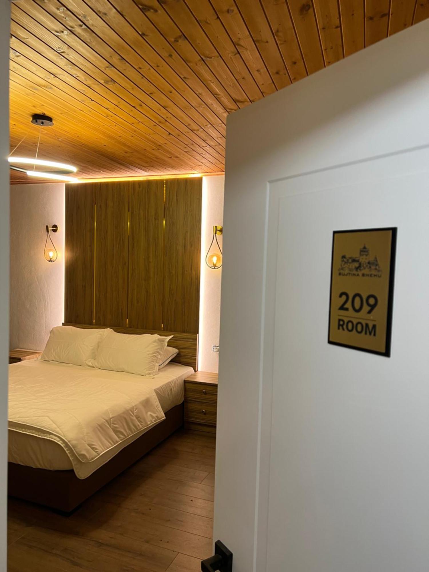 Hotel Bujtina Shehu Kukes Zewnętrze zdjęcie
